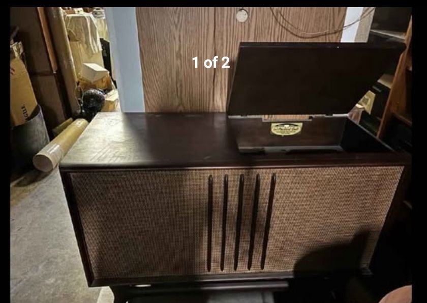 Mid Century Packard Bell Media Console