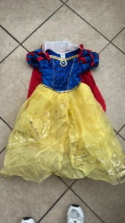 Girl Snow white costume