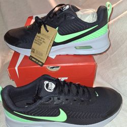 Nike Air Max Nuaxis Men's Size 13 Black/Green Strike-Anthracite HV5754 010 