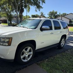 2007 Chevy Tahoe Ltz