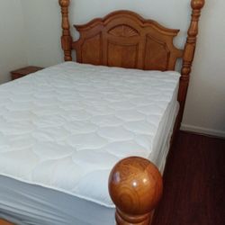Very Nice Queen Bed With New Mattress & Dresser And Nightstand 