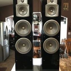 Yamaha NS-777 3-Way Floorstanding Speaker
