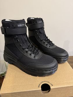 Dr. Martens Combat Boots Size 6W