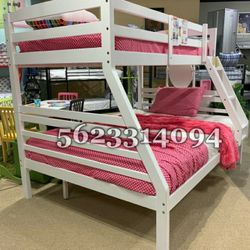 TWIN/FULL WHITE BUNKBED W. ORTHOPEDIC MATTRESSES INCLUDED 