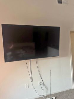 Samsung 65” Crystal Smart TV