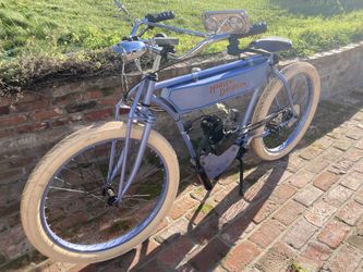 1911 Harley-Davidson 1 Cylinder Motorcycle Replica 