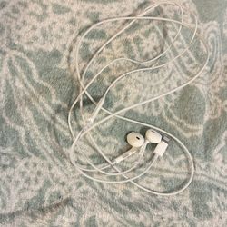 Wired Headphones 
