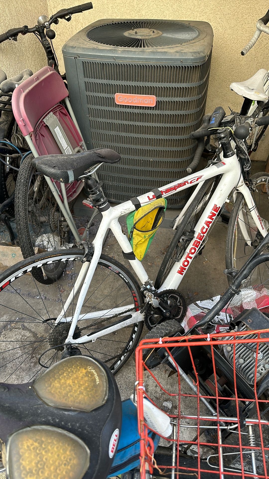 FULL CARBON FIBER BIKE” Motorcade” French Road Bike White