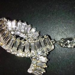 Beautiful Vintage Pin 