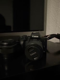 CANON EOS M50