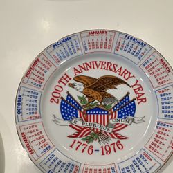 Vintage 1976 Bicentennial Calendar Plate