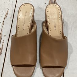 ADRIENNE VITTADINI ALBI COGNAC SLIDE SANDAL OPEN TOE BLOCK HEEL