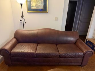 Krause leather couch! Needs to go by Friday. Price negotiable