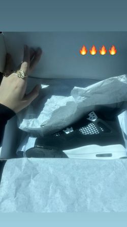 White thunder 4s