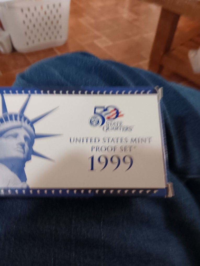 1999 US Mint Proof Complete Set 