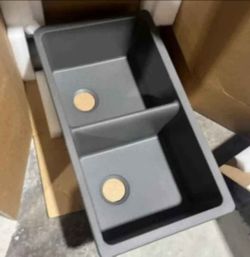 Elkay
Quartz Classic 33 in. Undermount Double Bowl Graphite Granite/Quartz Composite Kitchen Sink Only
NEW OPEN BOX ITEM