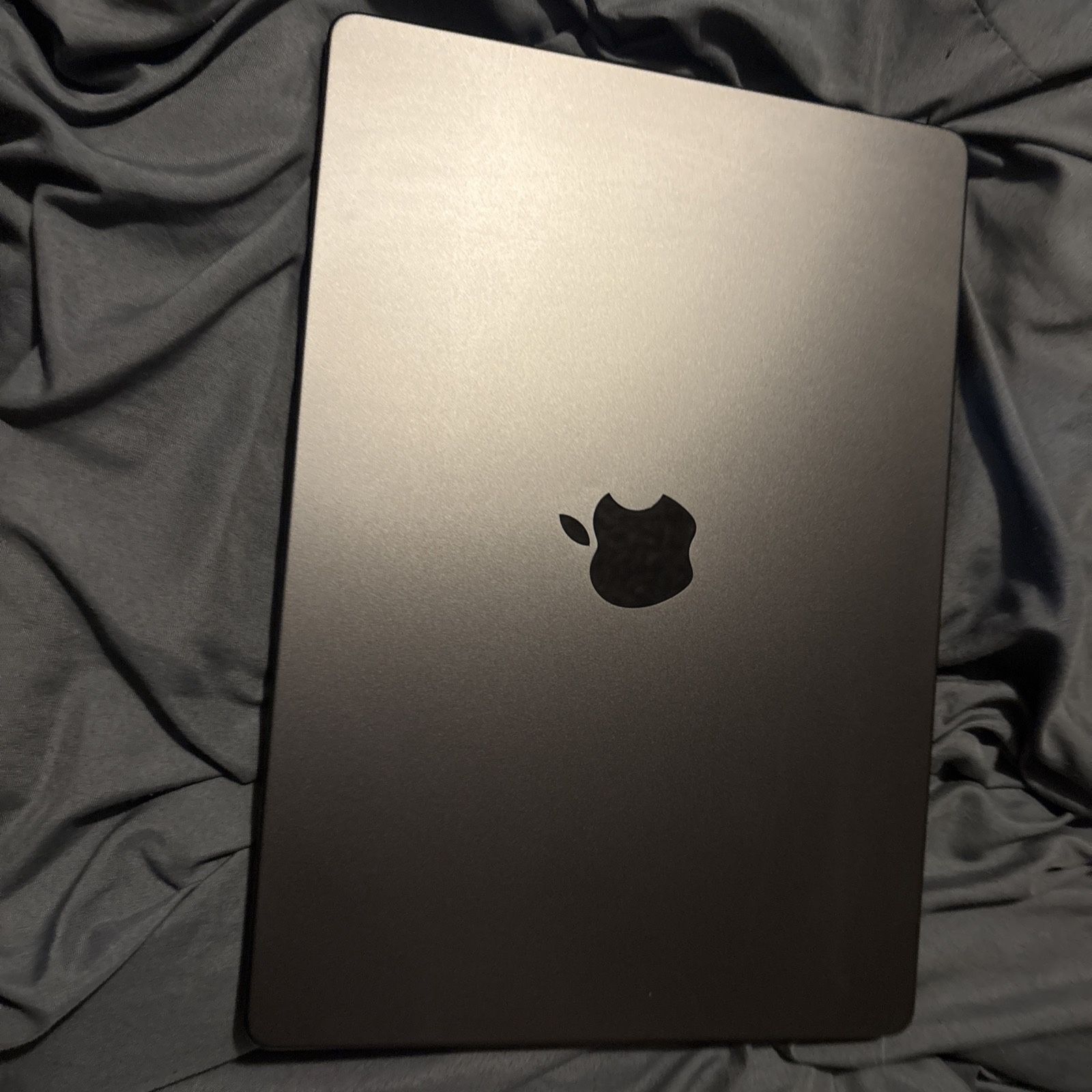 Apple MacBook Pro 14” M4 Chip, 16GB Memory, 512GB Storage