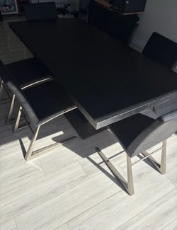 BoConcept Black Wood Dinning Table