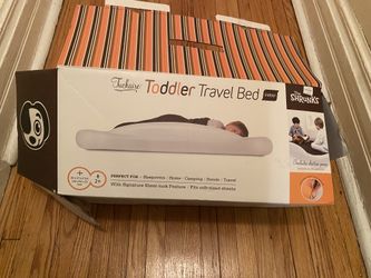 Tuckaire Toddler Travel Bed Like New