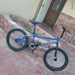 Free Agent Maverick 20" BMX Like New Not Cult