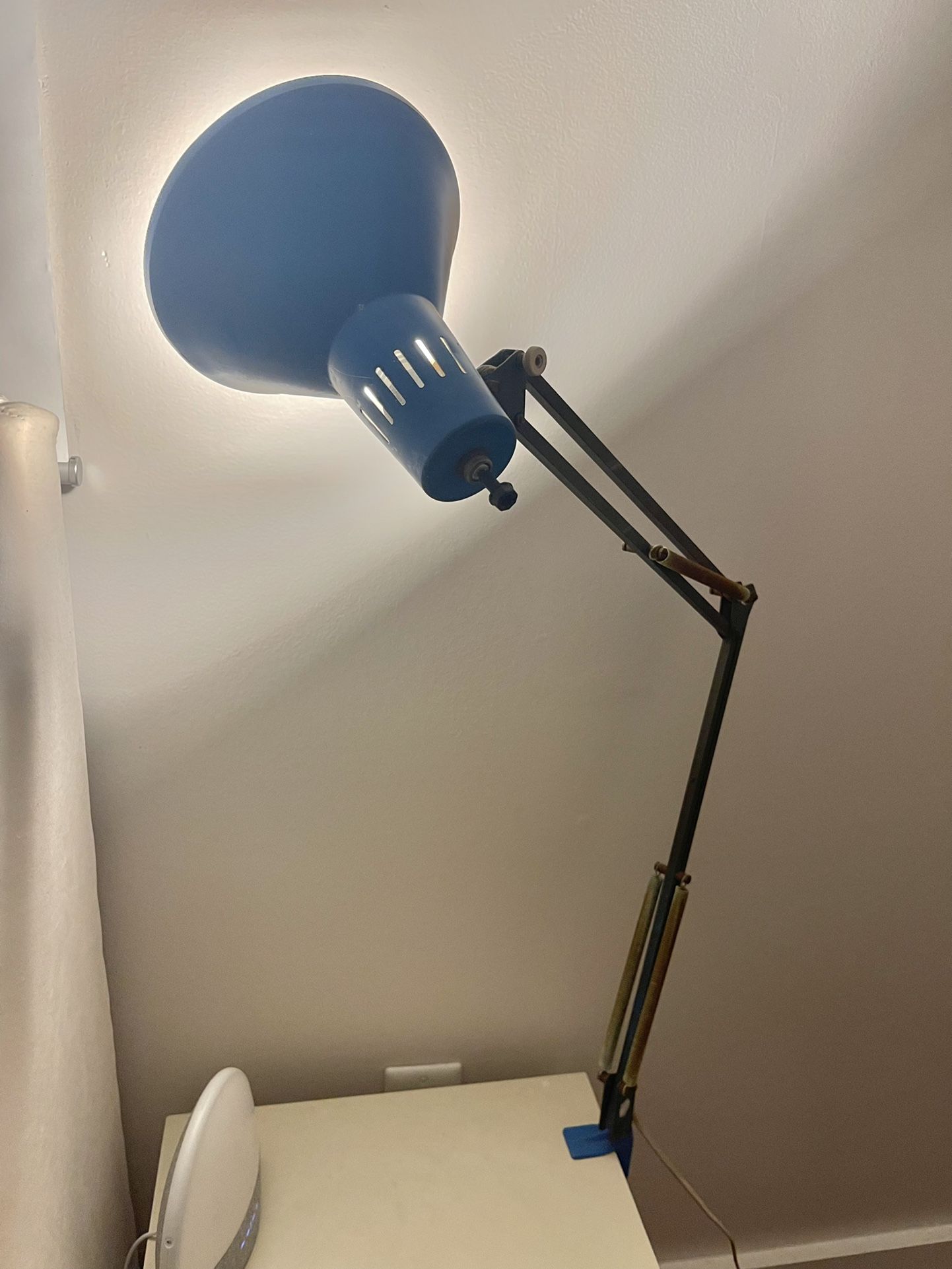 Adjustable Lamp 