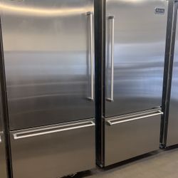 Viking 72”Wide Built In Bottom Freezers Refrigerators Set 