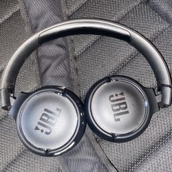 JBL Headphones 