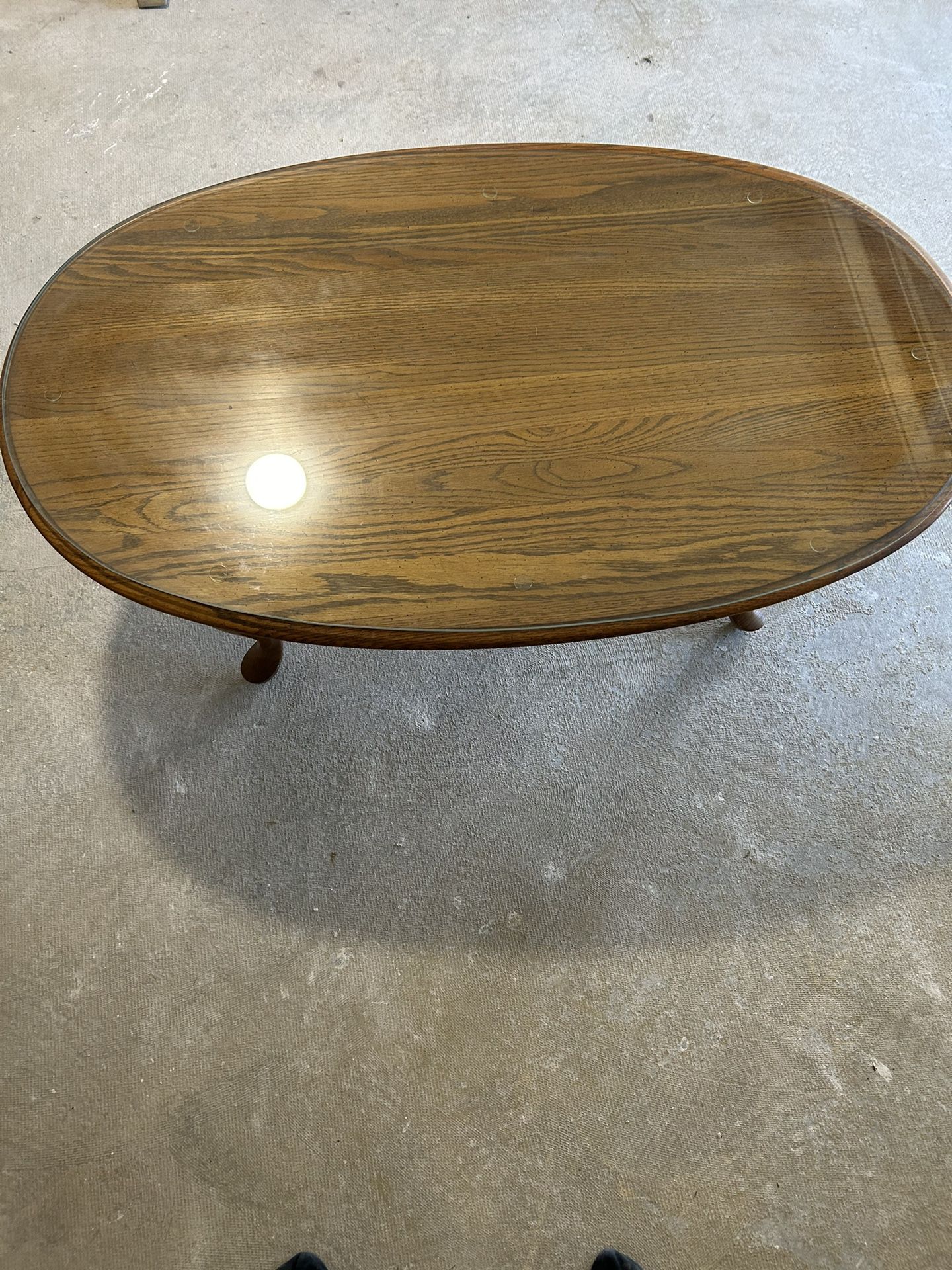 Solid oak coffee and end table