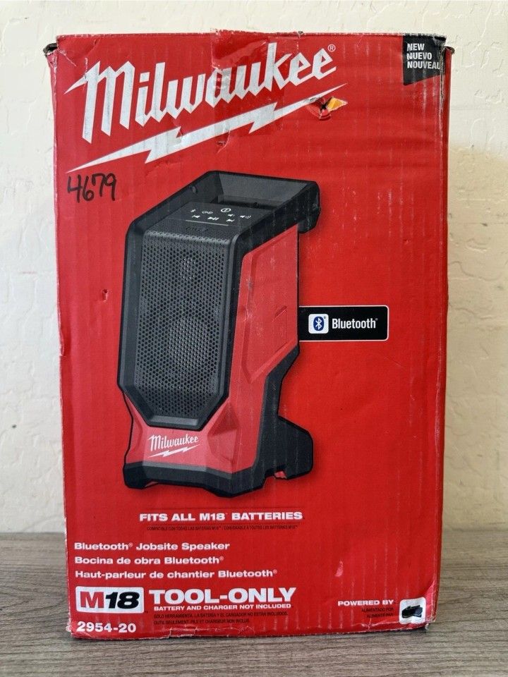 Milwaukee M18 18V Lithium-Ion Cordless Wireless Bluetooth Jobsite Speaker (Tool-Only) 2954-20