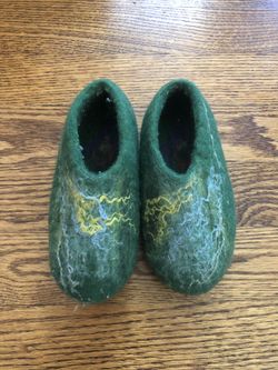 Baby Felt Slippers Size 6