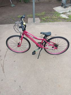 Diamondback Lady's Speed Bike