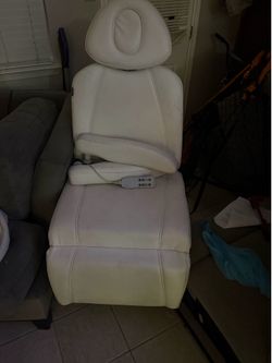 Electric massage chair