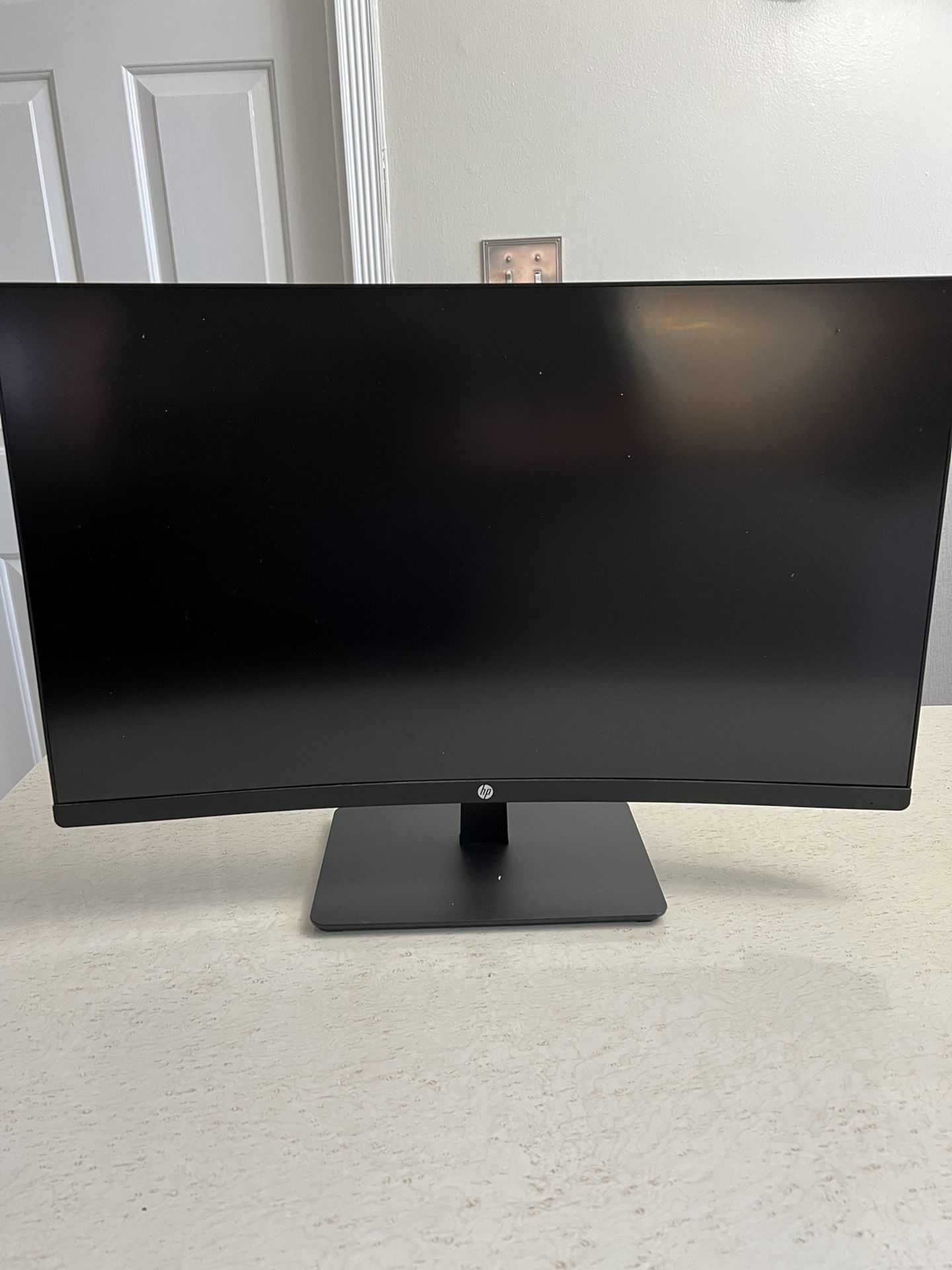 HP 27x Curved Gaming monitor