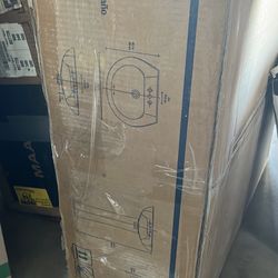 Brand new pedestal sink
