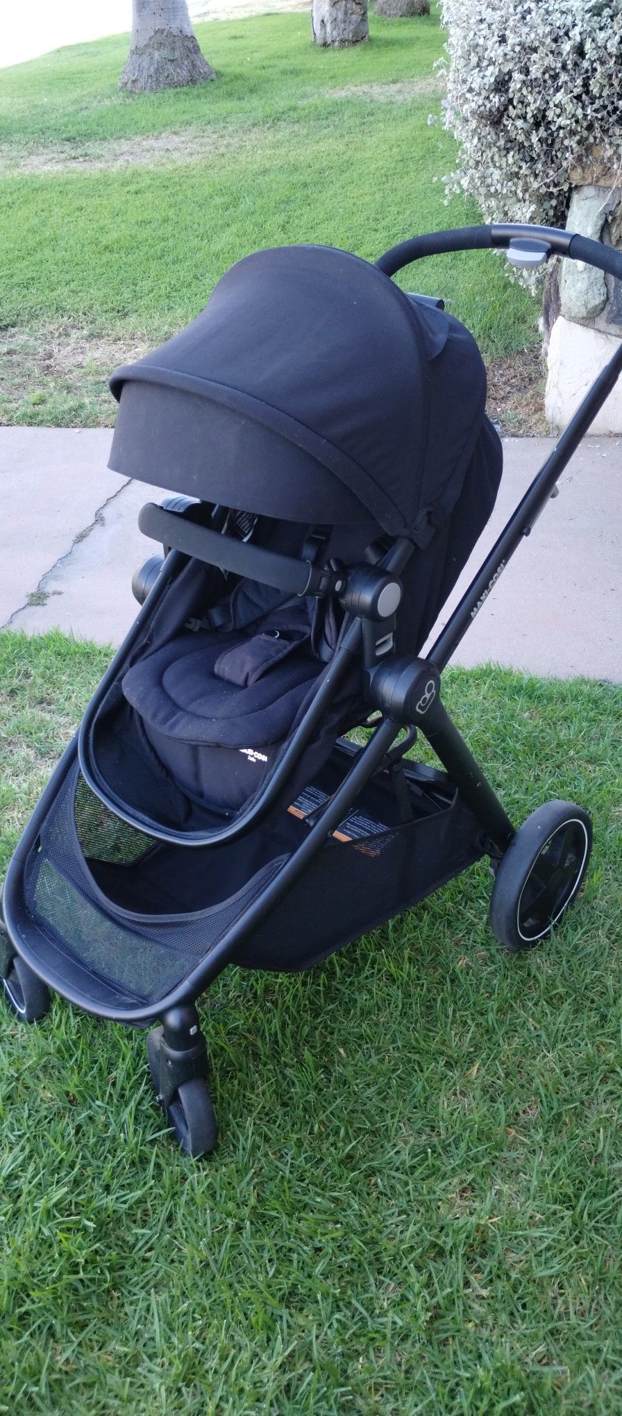 Maxi Cosi Zelia Stroller/Bassinet Only