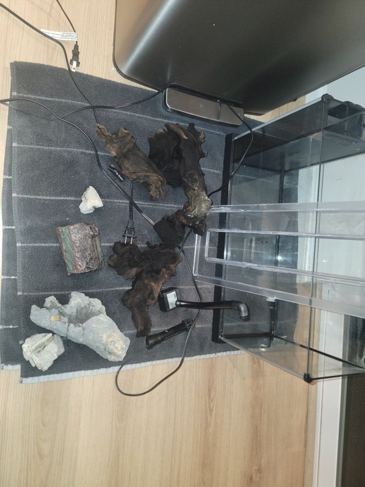 5 Gallon Aquarium 