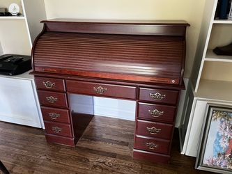 Roll up desk