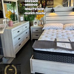 Beautiful Queen Bedroom Set 