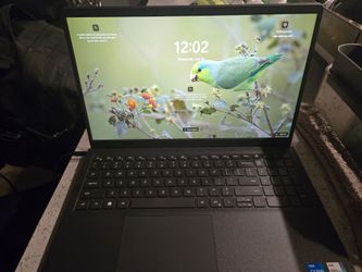 Dell Inspiron 15 3520 Laptop