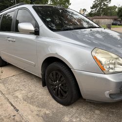 2008 KIA Sedona