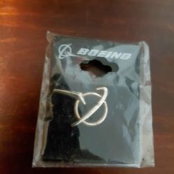 Boing Airline Pin