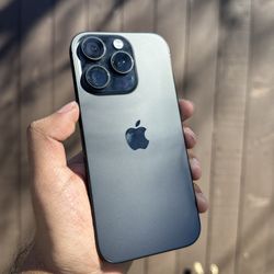 Apple iPhone 16 Pro 256GB Black Titanium Unlocked 