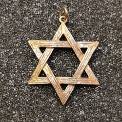 14K Gold Vintage Jewish Star Of David Pendant 4.76g