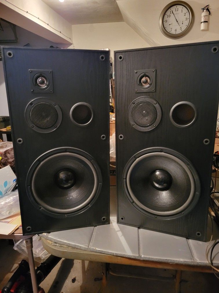 KLH 3 Way Floor Standing Speakers