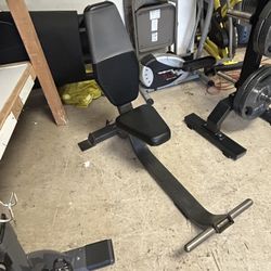 Hoist Weight Bench.  