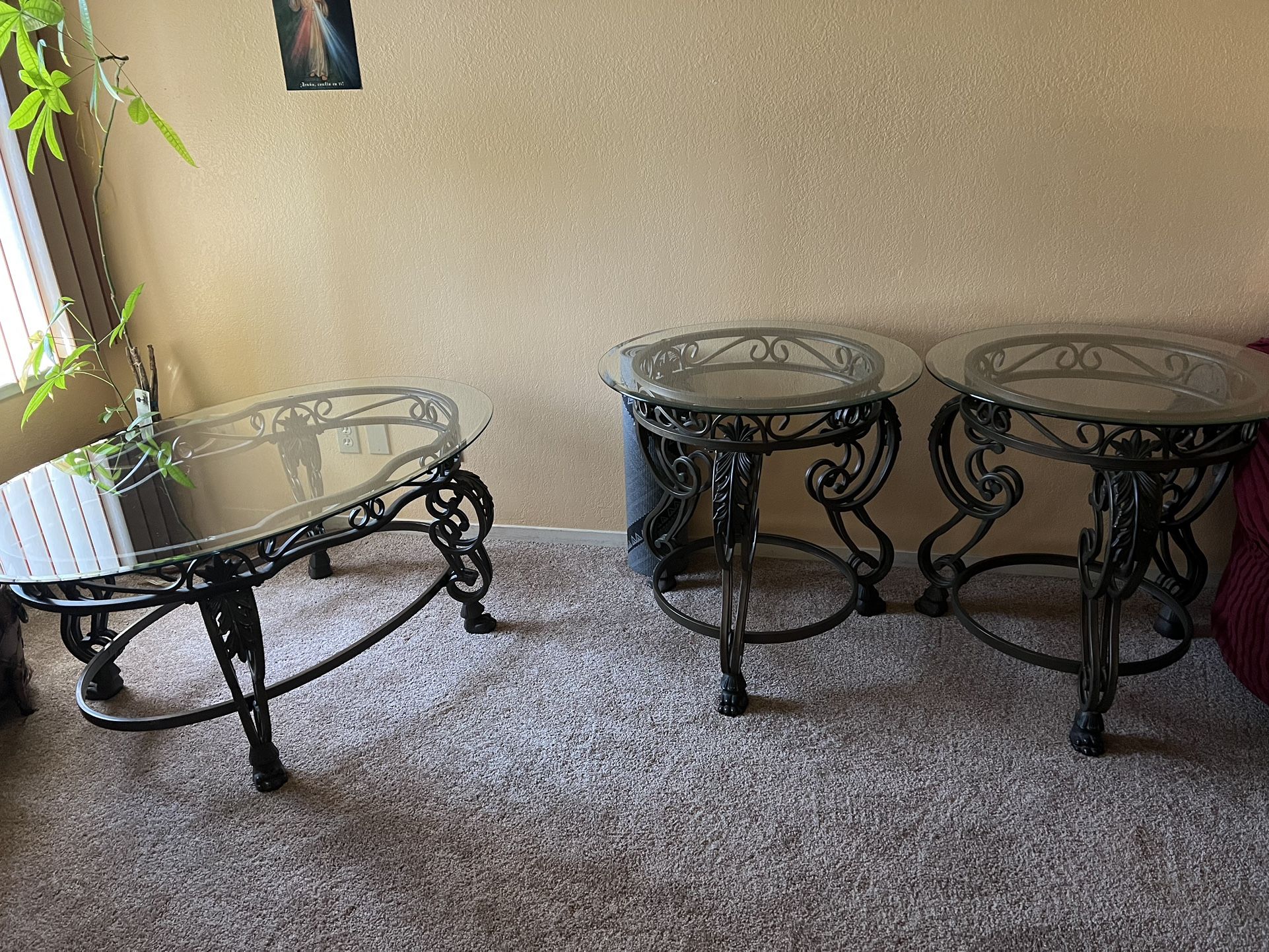 Coffee And End Tables