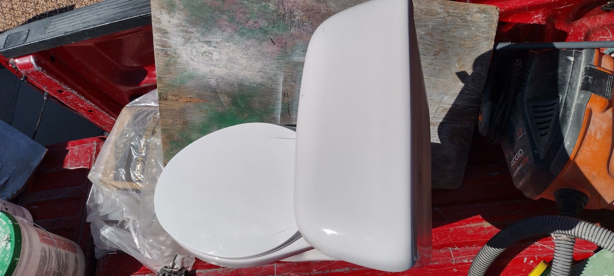 Tasa De Vaño En Buenas Condiciones Gratis