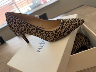 Leopard Print Pointed-Toe Heels