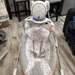 Baby Soothing Swing 