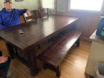 Original Pottery Barn Table (original Price $4900 )With 4 Cushioned Chairs And Bench